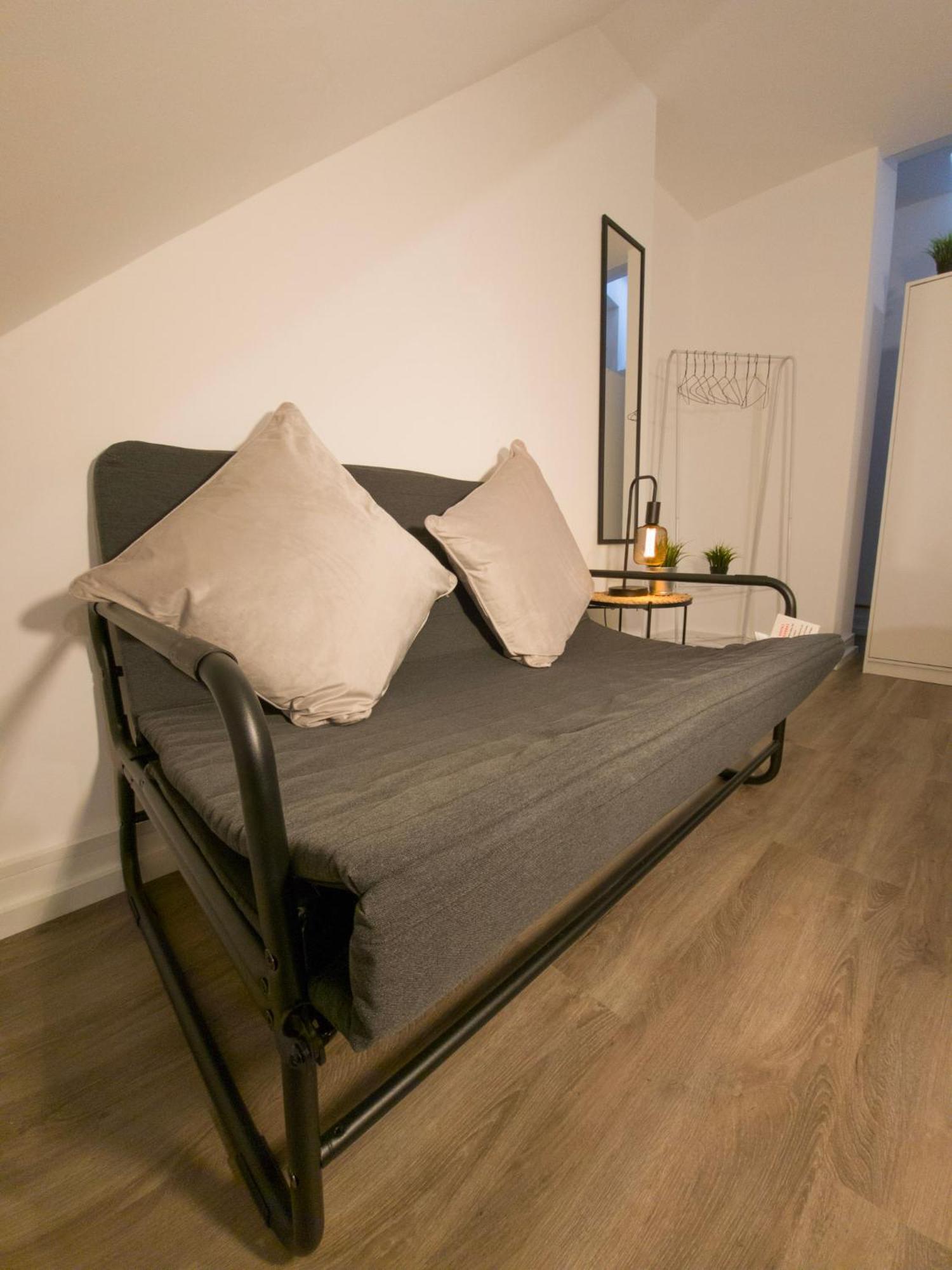 Plenty Of Parking Available; 3 Bedroom Apartment By Property Promise Cardiff Zewnętrze zdjęcie