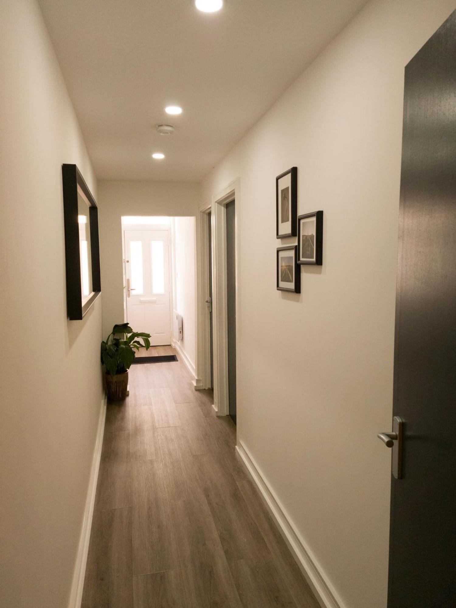 Plenty Of Parking Available; 3 Bedroom Apartment By Property Promise Cardiff Zewnętrze zdjęcie